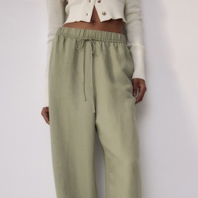 Kalhoty, H&M, 479 Kč
