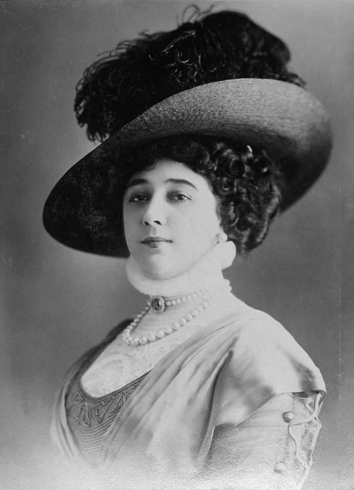 Caroline Otero
