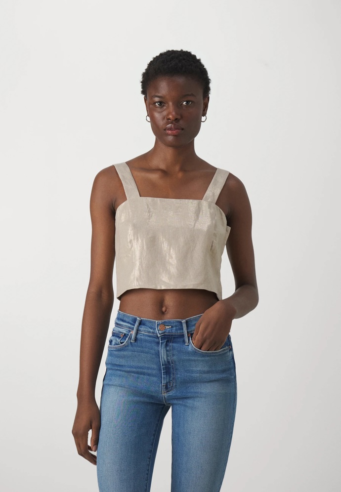 Top, Marella, 3 300 Kč
Top, Marella, 3 300 Kč