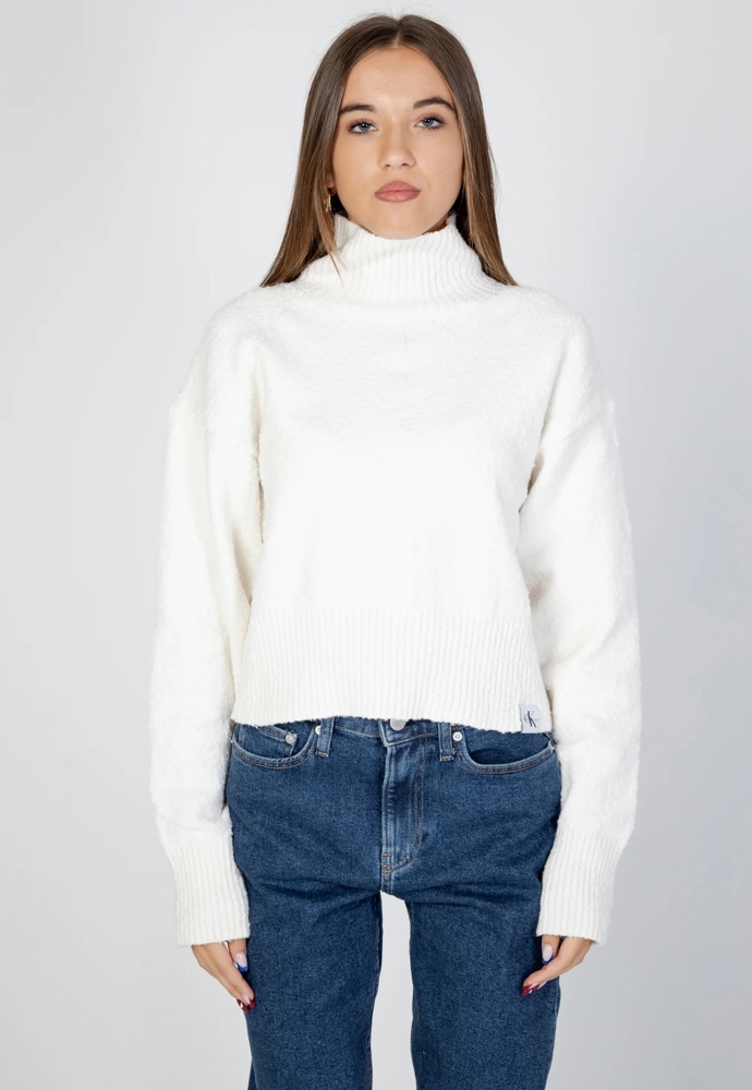 Rolák, Calvin Klein Jeans, 3 000 Kč
Rolák, Calvin Klein Jeans, 3 000 Kč