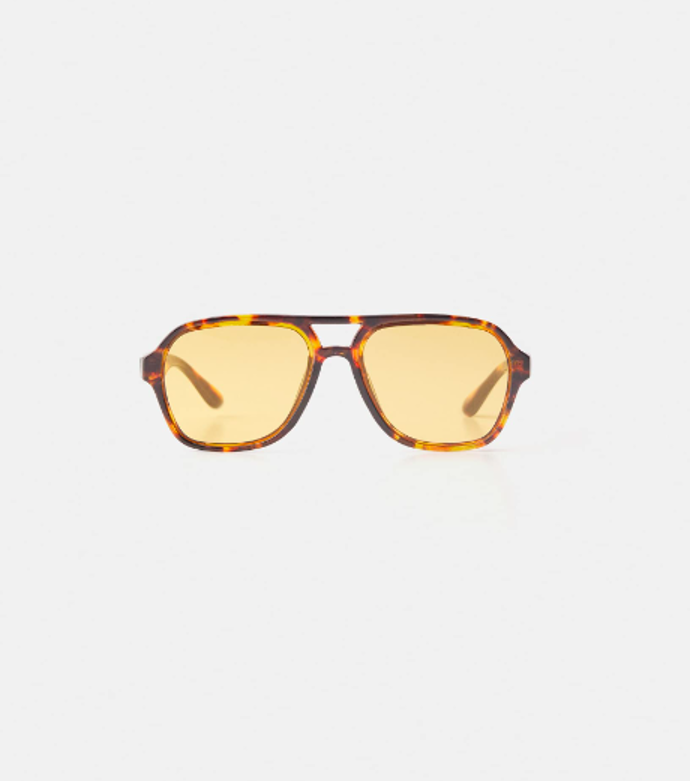 Retro pilotky, Bershka, 399 Kč
Retro pilotky, Bershka, 399 Kč