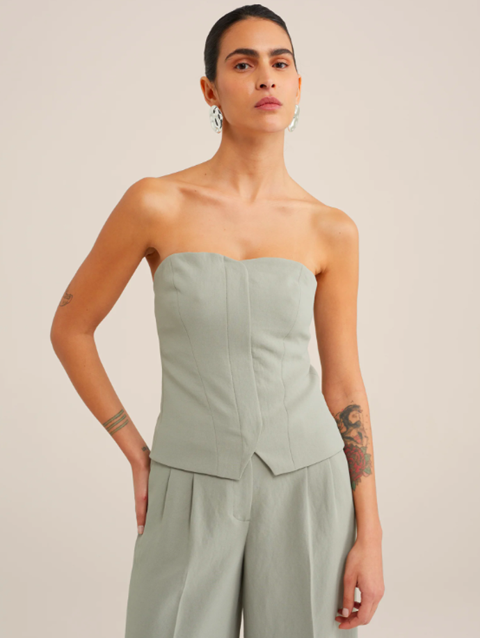 Top, WE Fashion, 549 Kč. 
