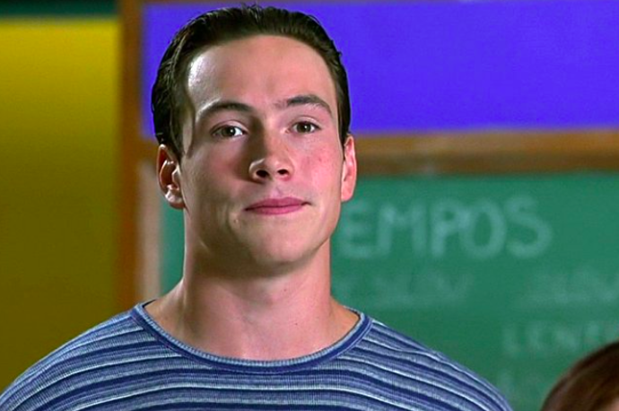 Chris Klein jako Oz
Chris Klein jako Oz