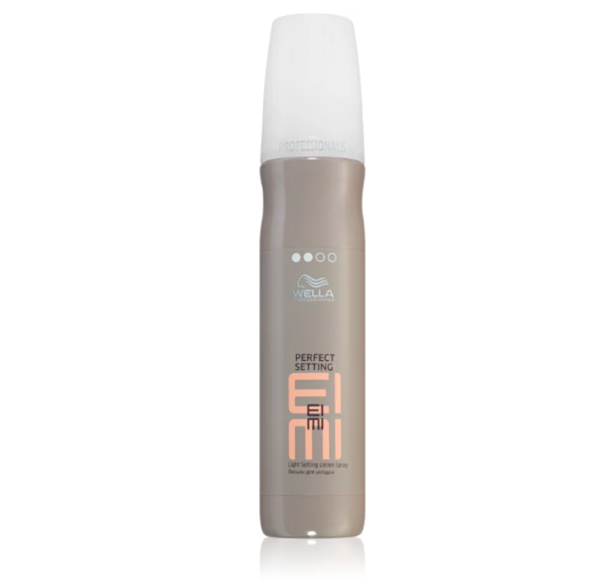Eimi Perfect Settingfixační sprej pro lesk a hebkost vlasů, Wella Professionals,187 Kč. 
