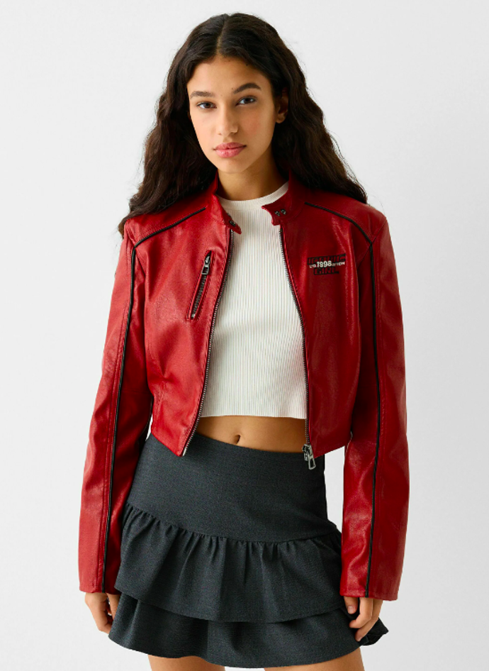 EFFECT EMBROIDERED - Bunda z umělé kůže, Bershka, 1199 Kč. 
