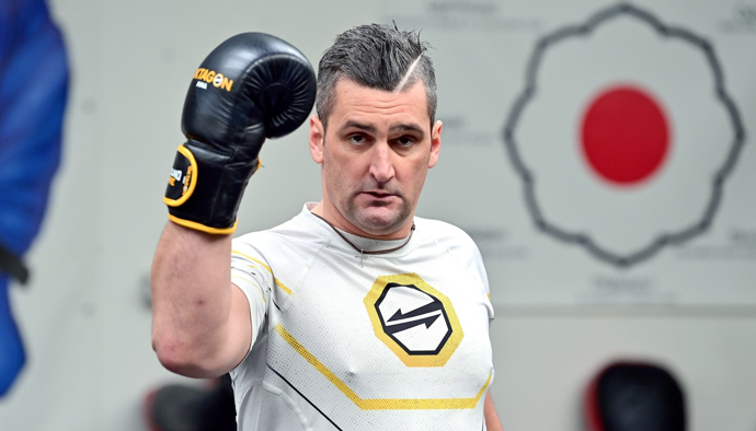 Martin měl v plánu nastoupit do klece v zápasu MMA
Martin měl v plánu nastoupit do klece v zápasu MMA