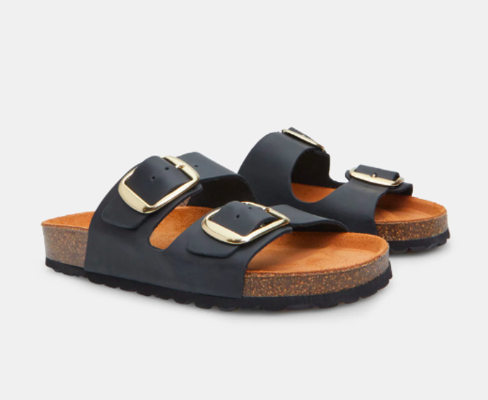 Pantofle, Bata, 1399 Kč. 
