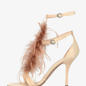 Sandály, Pinko, 8150 Kč.
Sandály, Pinko, 8150 Kč.