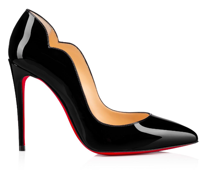 Hot Chick, Christian Louboutin, 19500 Kč. 
