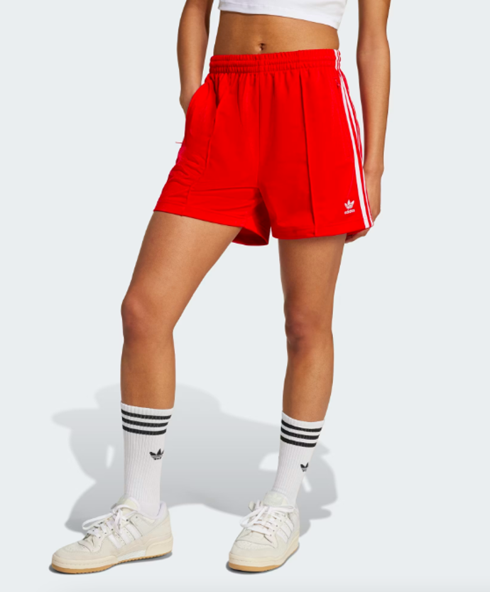 Šortky, Adidas, 999 Kč

