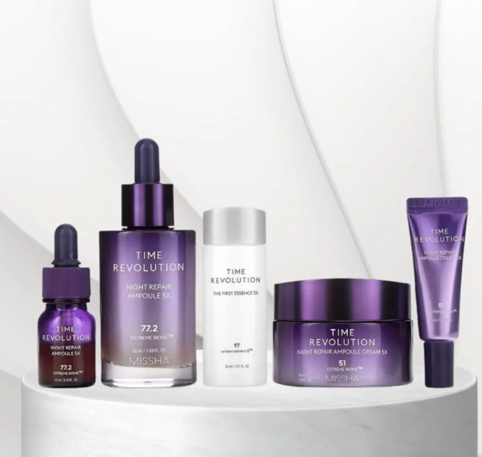Anti-agingová sada Time Revolution Night Repair Special Set, Missha, 2199 Kč
Anti-agingová sada Time Revolution Night Repair Special Set, Missha, 2199 Kč