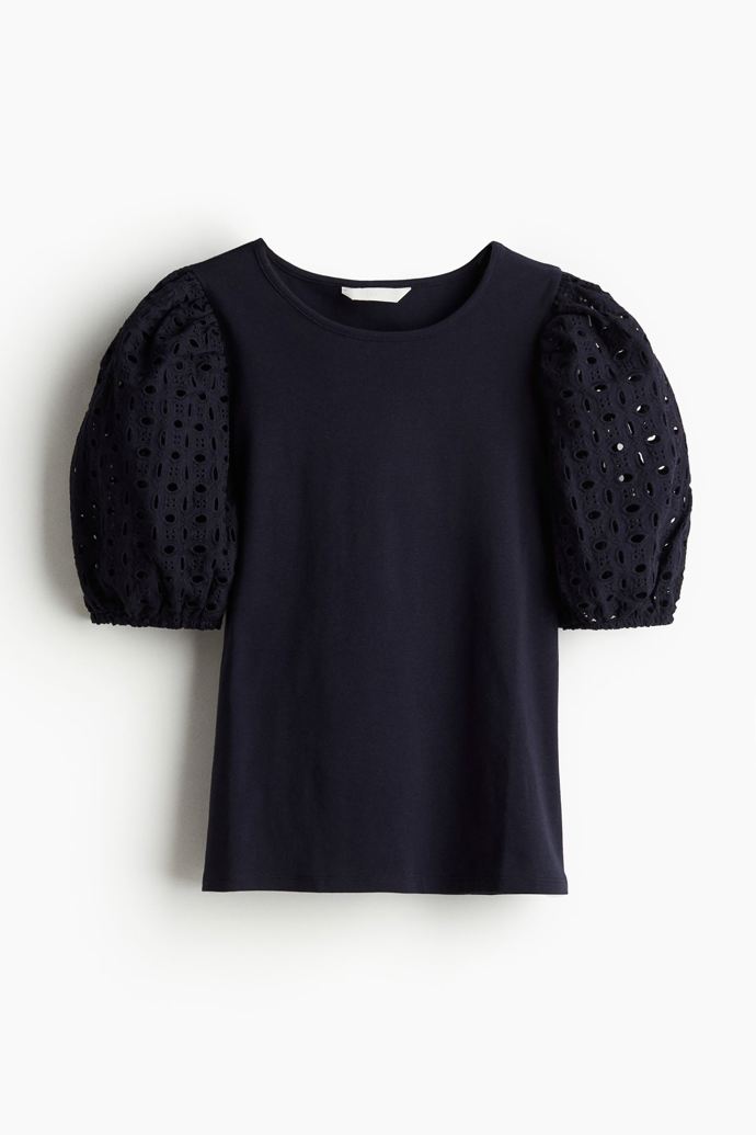 Top s nabíranými rukávy, H&M, 309 Kč

