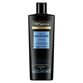 Šampon Rich Moisture, TRESemmé, 199 Kč.
