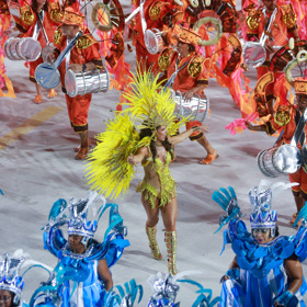 Karneval se vždy koná na začátku roku, obvykle na konci února nebo začátkem března.
