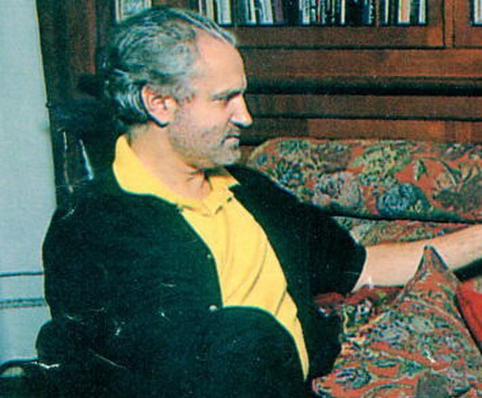 Gianni Versace
