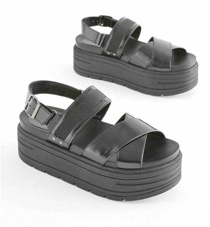 Next, CHUNKY REGULAR WIDE FIT - Sandály na klínu 1.380 Kč
