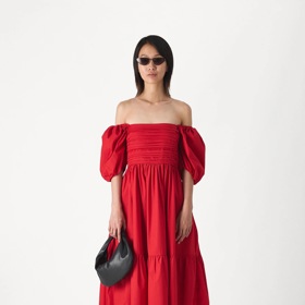 Šaty, Abercrombie&Fitch, 2 640 Kč
