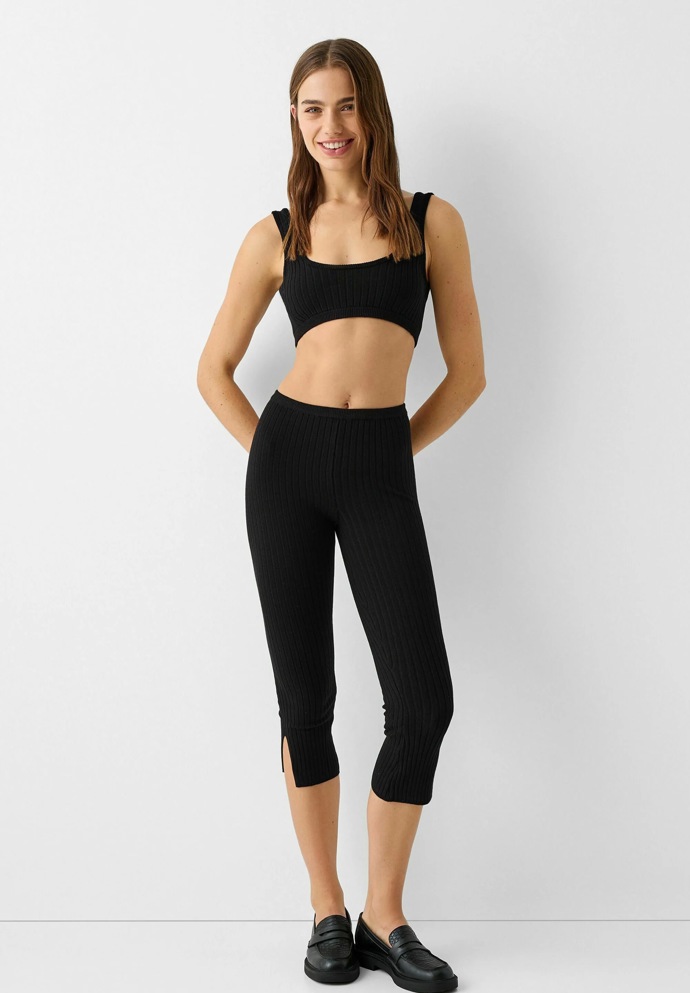 Legíny, Bershka, 499 Kč
Legíny, Bershka, 499 Kč
