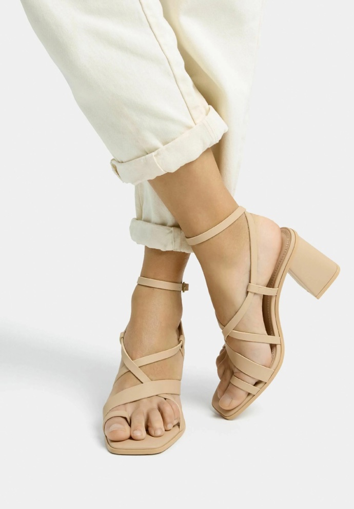Boty, Bershka, 699 Kč
Boty, Bershka, 699 Kč