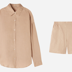 Košile, 1449 Kč; šortky, 849 Kč; Calzedonia
