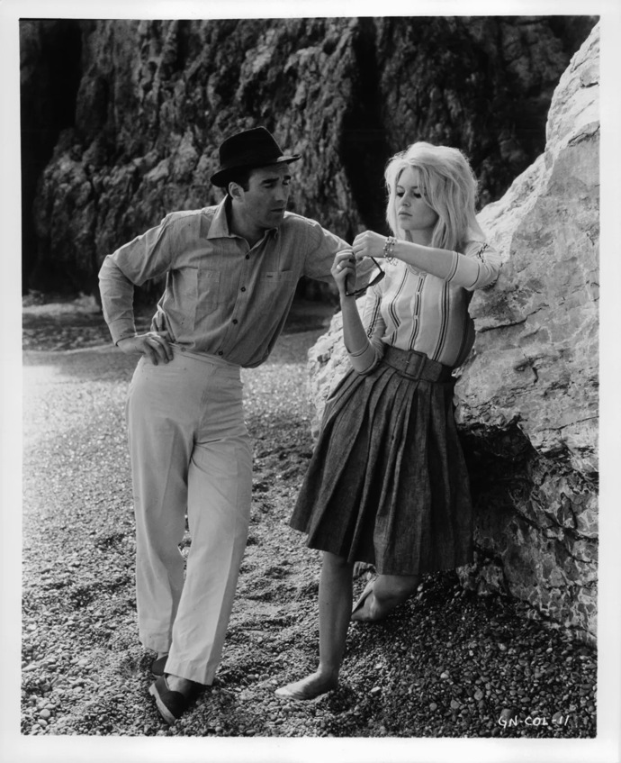 Brigitte Bardot ve filmu Pohrdání z roku 1963.
Brigitte Bardot ve filmu Pohrdání z roku 1963.