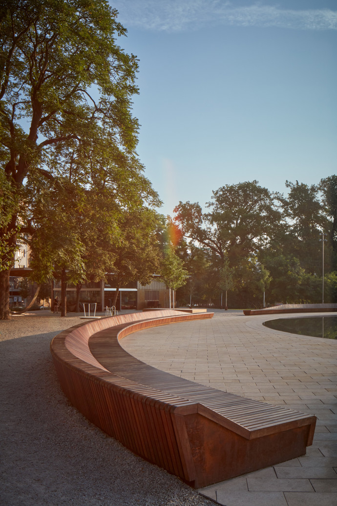 Galerie: Revitalizace parku na Moravském náměstí Galerie: Revitalizace parku na Moravském náměstí