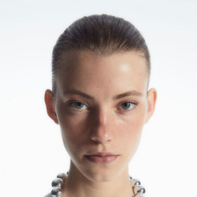 COS, 59 eur
