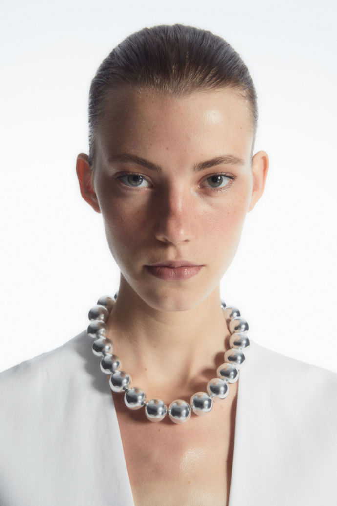 COS, 59 eur
COS, 59 eur