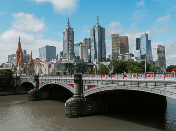 Melbourne v Austrálii vás nadchne, pokud jste milovnice umění. Street art, muzea i živá hudba jsou pro město typické.
Melbourne v Austrálii vás nadchne, pokud jste milovnice umění. Street art, muzea i živá hudba jsou pro město typické.