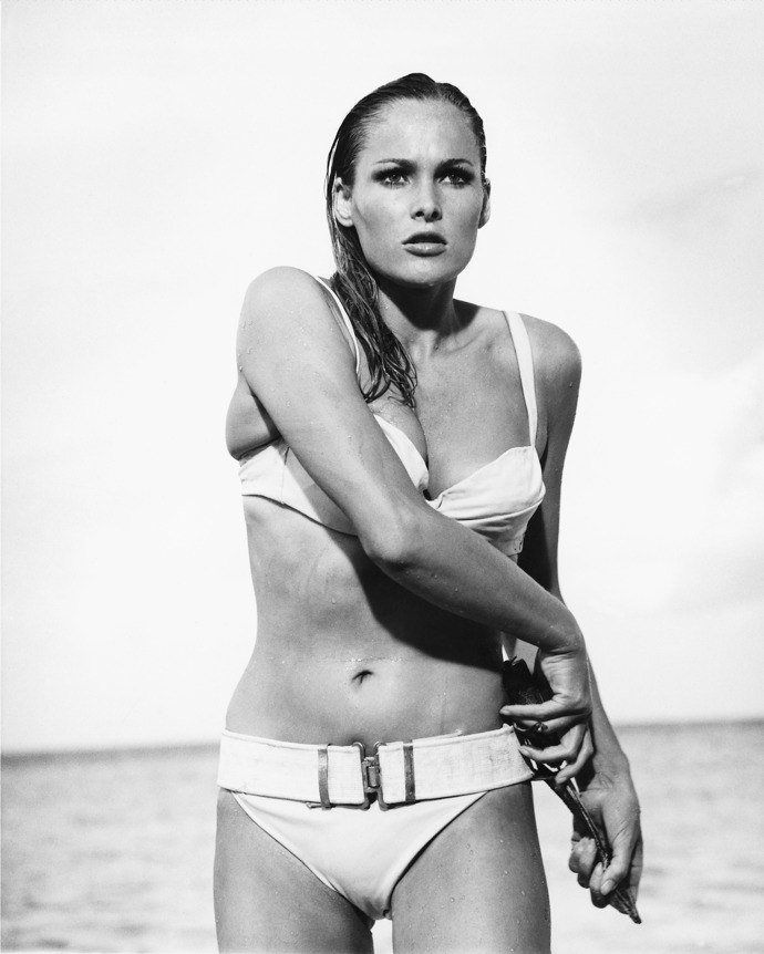 Herečka Ursula Andress ve snímku Dr. No z roku 1962.
