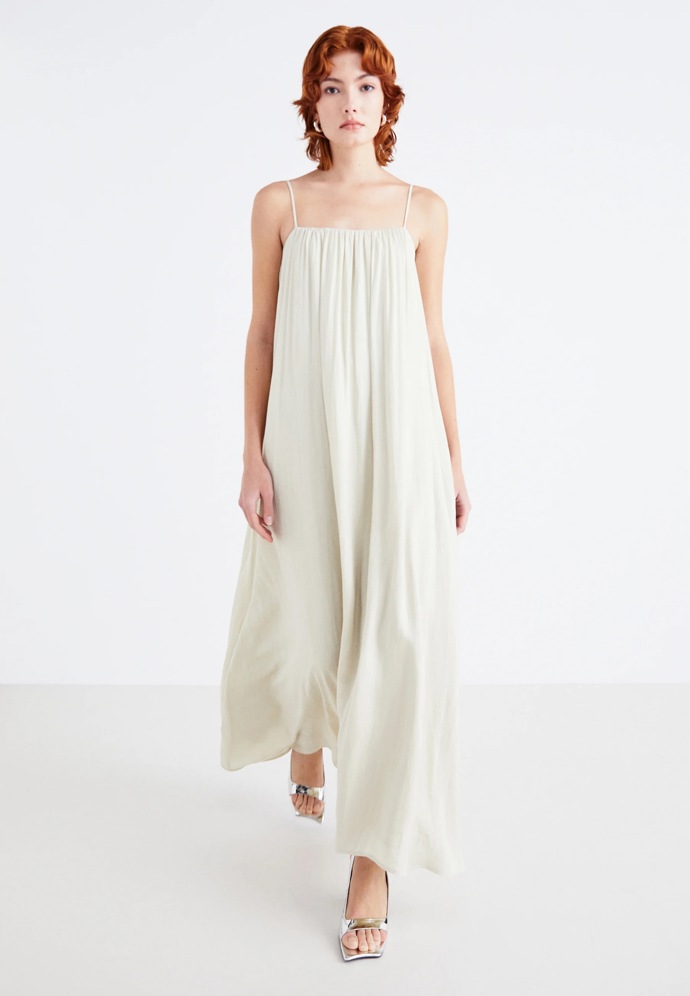 Šaty, Gina Tricot, 1 270 Kč
Šaty, Gina Tricot, 1 270 Kč