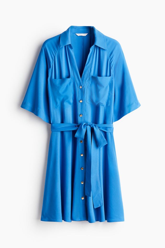 Košilové šaty, H&M, 599 Kč.
Košilové šaty, H&M, 599 Kč.