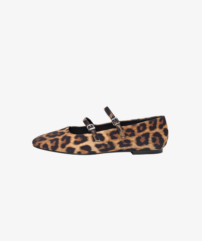 Mary Jane balerínky, Pull & Bear, 699 Kč
