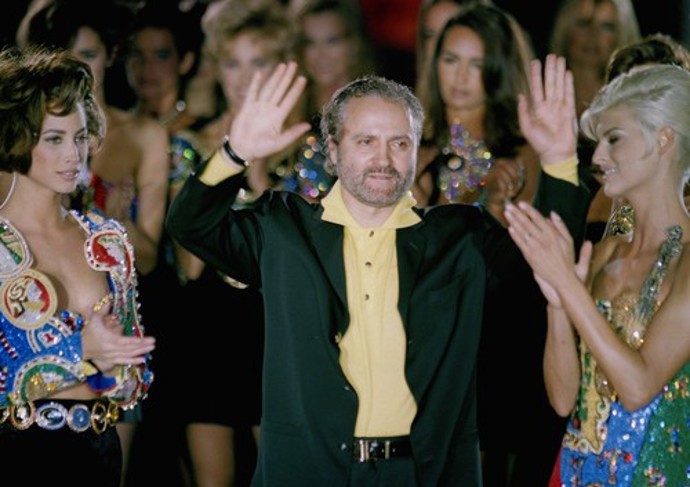 Gianni Versace na přehlídce
