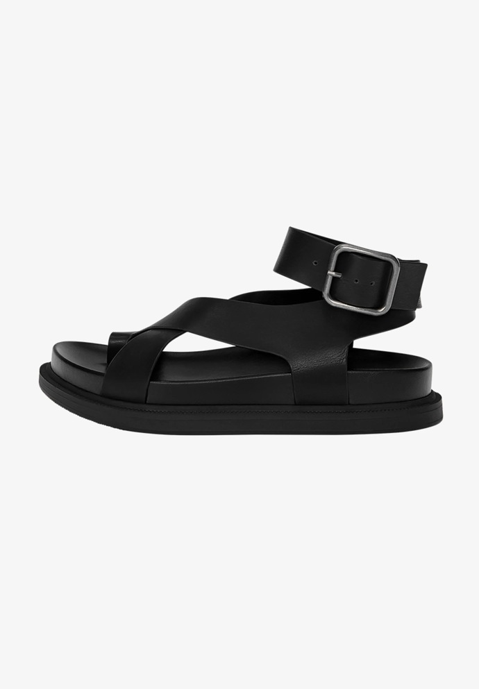 Boty, Pull&Bear, 799 Kč
Boty, Pull&Bear, 799 Kč