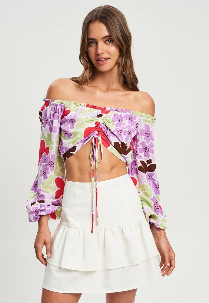 Crop top, Savel, 1 999 Kč
