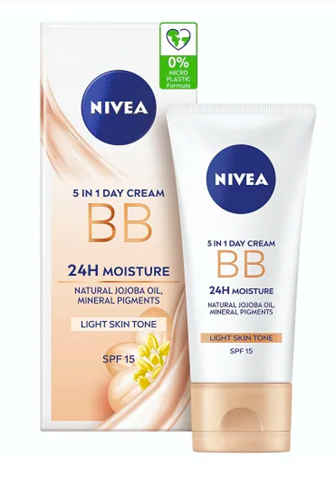 Pleťový krém NIVEA BB Cream 5v1

Tento jedinečný multifunkční krém sjednocuje tón pleti a zjemňuje viditelné póry. Kryje nedokonalosti pleti jako jsou pigmentové skvrny, začervenalou pleť, jemné linky a viditelné známky únavy - tmavé kruhy pod očima. Perfektně rozjasňuje pleť a zdůrazňuje její přirozený tón. Lehké, rychle se vstřebávající složení je obohaceno o lehký make-up, který dodá pleti rychle a jednoduše bezchybný vzhled. Krém zajišťuje pleti potřebnou hydrataci a chrání jí před vlivy slunečního záření, které způsobuje předčasné stárnutí.

Cena: 179 Kč

 
