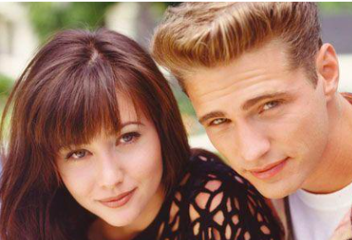 Shannen a Jason Priestley alias Brenda a Brandon Walshovi
Shannen a Jason Priestley alias Brenda a Brandon Walshovi