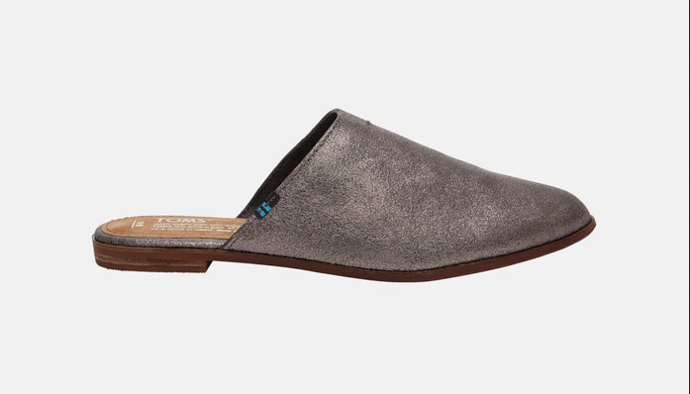 Dámské šedé Mules pantofle TOMS Metallic Leather Jutti Mule, zlevněny na 804 Kč
Dámské šedé Mules pantofle TOMS Metallic Leather Jutti Mule, zlevněny na 804 Kč