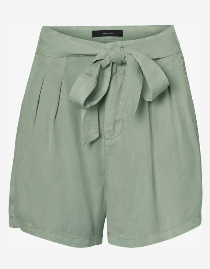 Kalhoty se sklady v pase, Vero Moda, 799 Kč.
Kalhoty se sklady v pase, Vero Moda, 799 Kč.