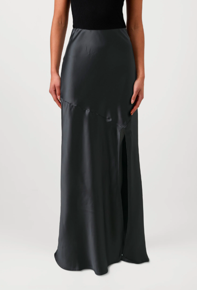 Maxi sukně, Gina Tricot, 1010 Kč.
Maxi sukně, Gina Tricot, 1010 Kč.