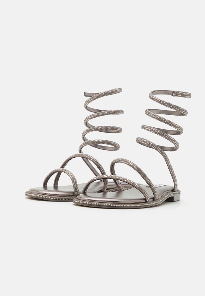 Boty, Steve Madden, 2 770 Kč
