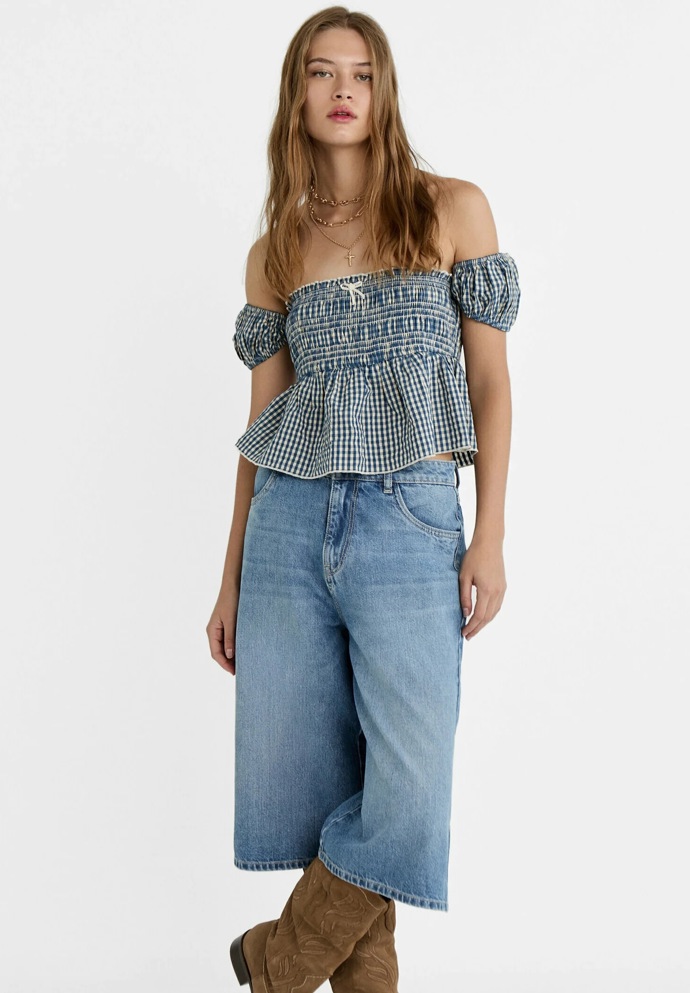 Top, Stradivarius, 549 Kč
Top, Stradivarius, 549 Kč