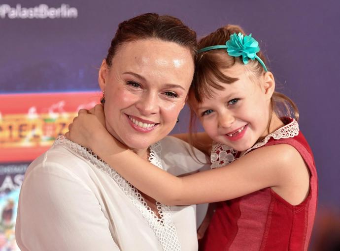 Tami Stronach s dcerou Mayou

