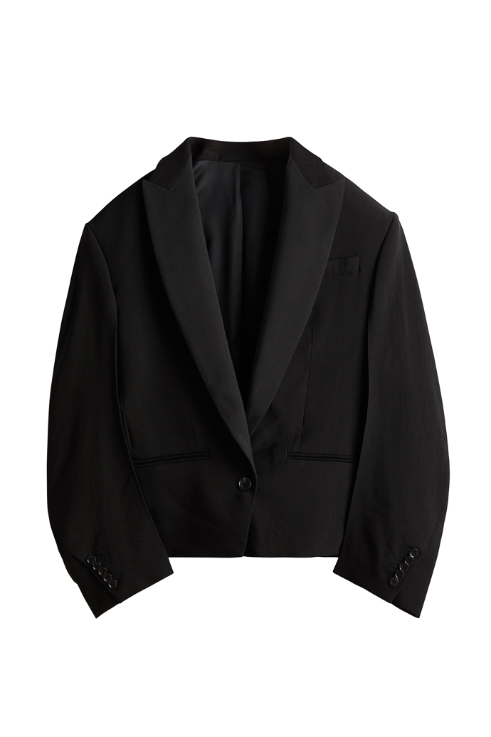 H&M Studio Pre-fall capsule, info o ceně v obchodě
H&M Studio Pre-fall capsule, info o ceně v obchodě