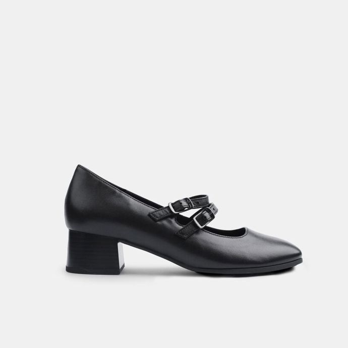 Boty Mary Janes, 3399 Kč
Boty Mary Janes, 3399 Kč