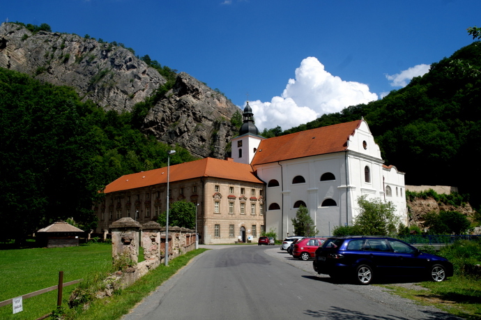 Svatý Jan pod Skalou
