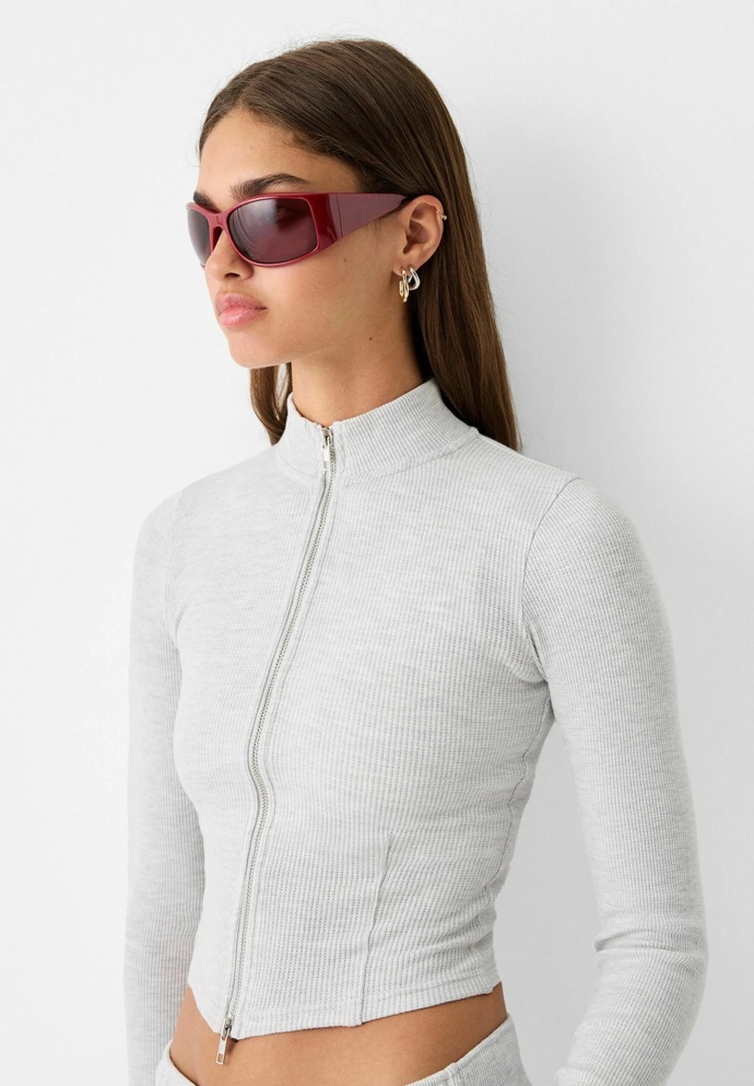 Sluneční brýle, Bershka, 429 Kč
Sluneční brýle, Bershka, 429 Kč