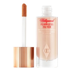 Rozjasňovač, Charlotte Tilbury, 1 350 Kč
