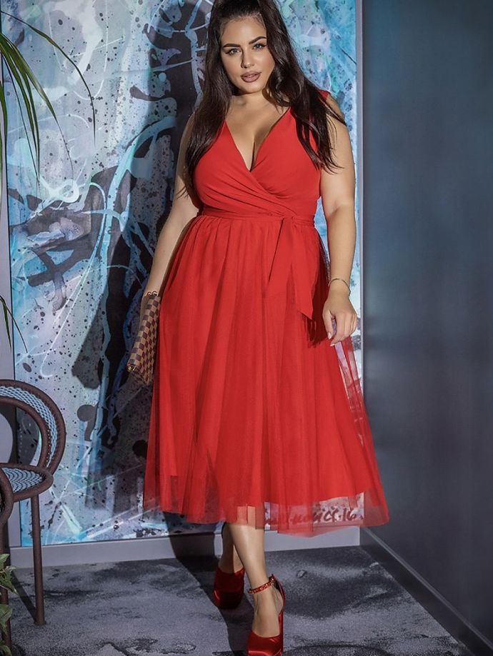 Šaty plus size Bicotone, 2799 Kč
